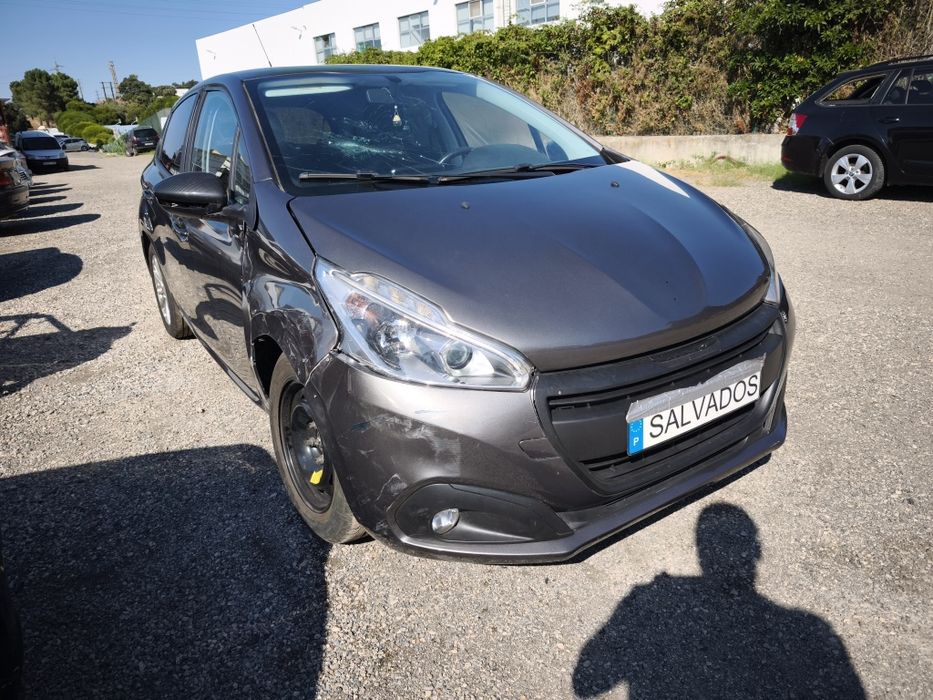 Peugeot 208 1.2 gasolina
