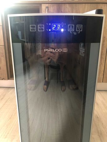 Холодильник PHILCO PW12 - для вина - ( под ремонт или запчасти )