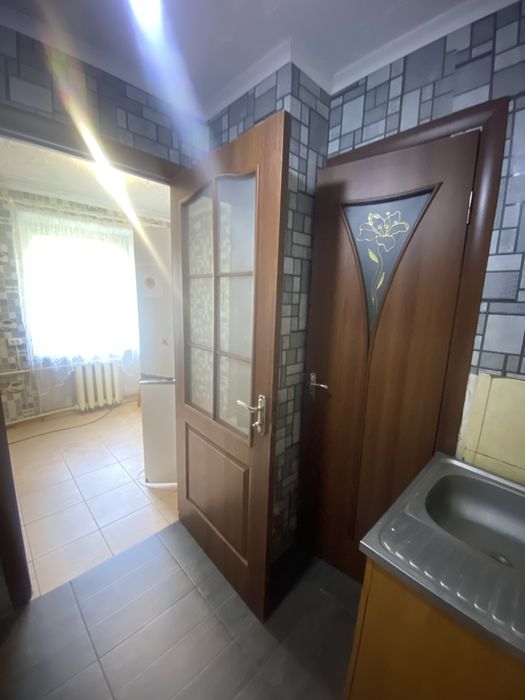 Смартквартира на 2му поверсі у центрі міста з косметикою