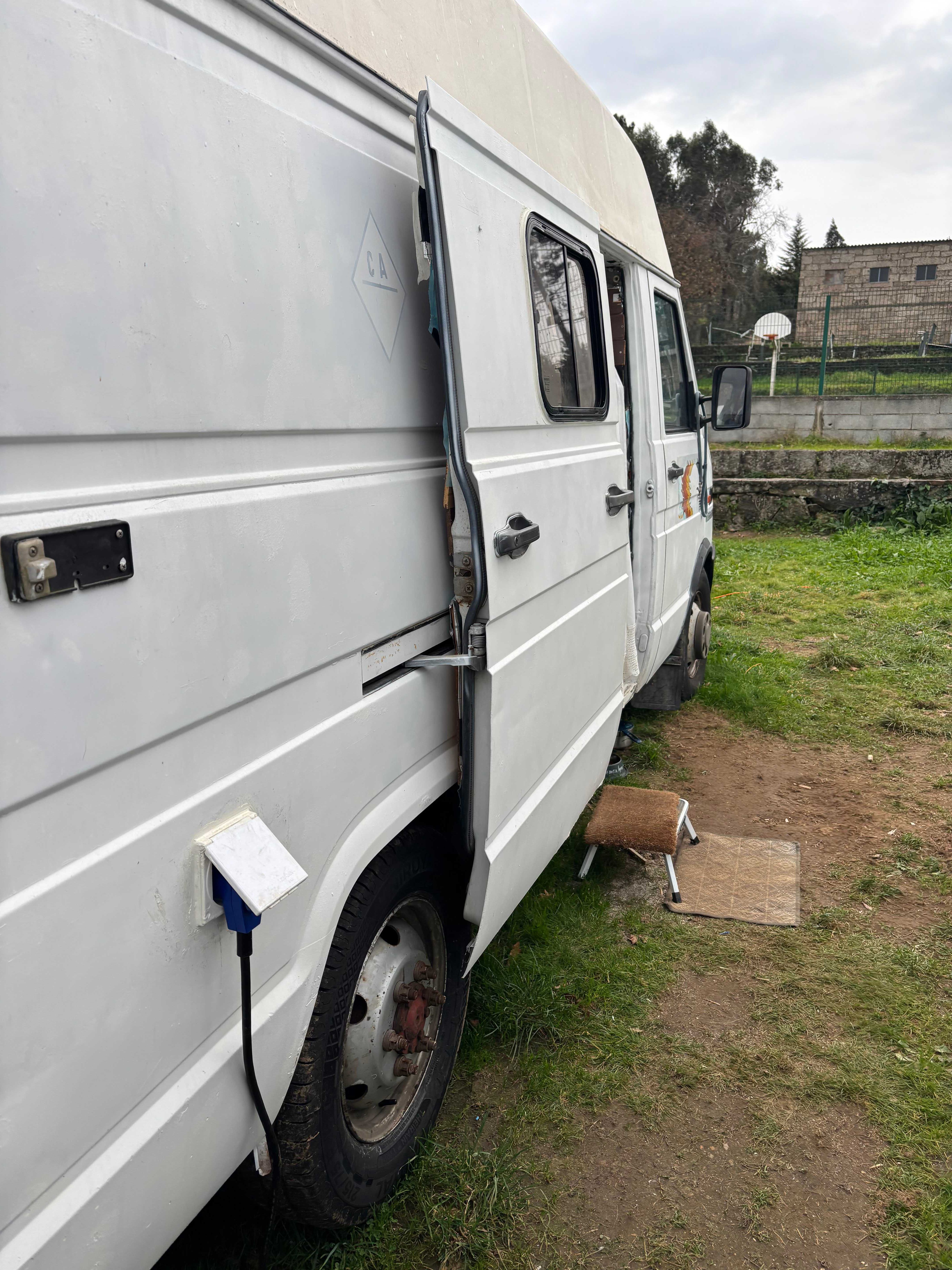 Iveco Daily Campervan (Projeto a 90%)
