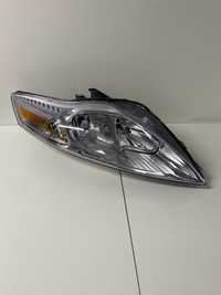 Ford Mondeo Mk4 reflektor prawy 07- lampa prawa