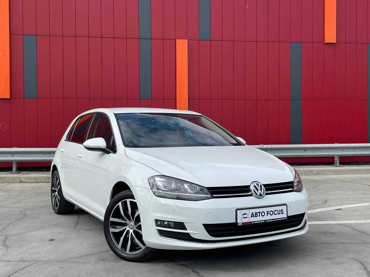 Volkswagen Golf 2013р - Можлива розстрочка