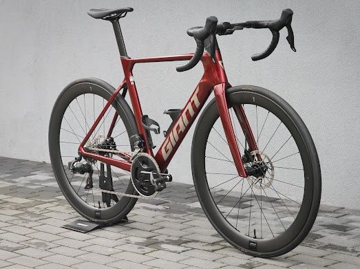 GIANT PROPEL ADVANCED PRO 1 rozmiar M 2024 kolor Sangria