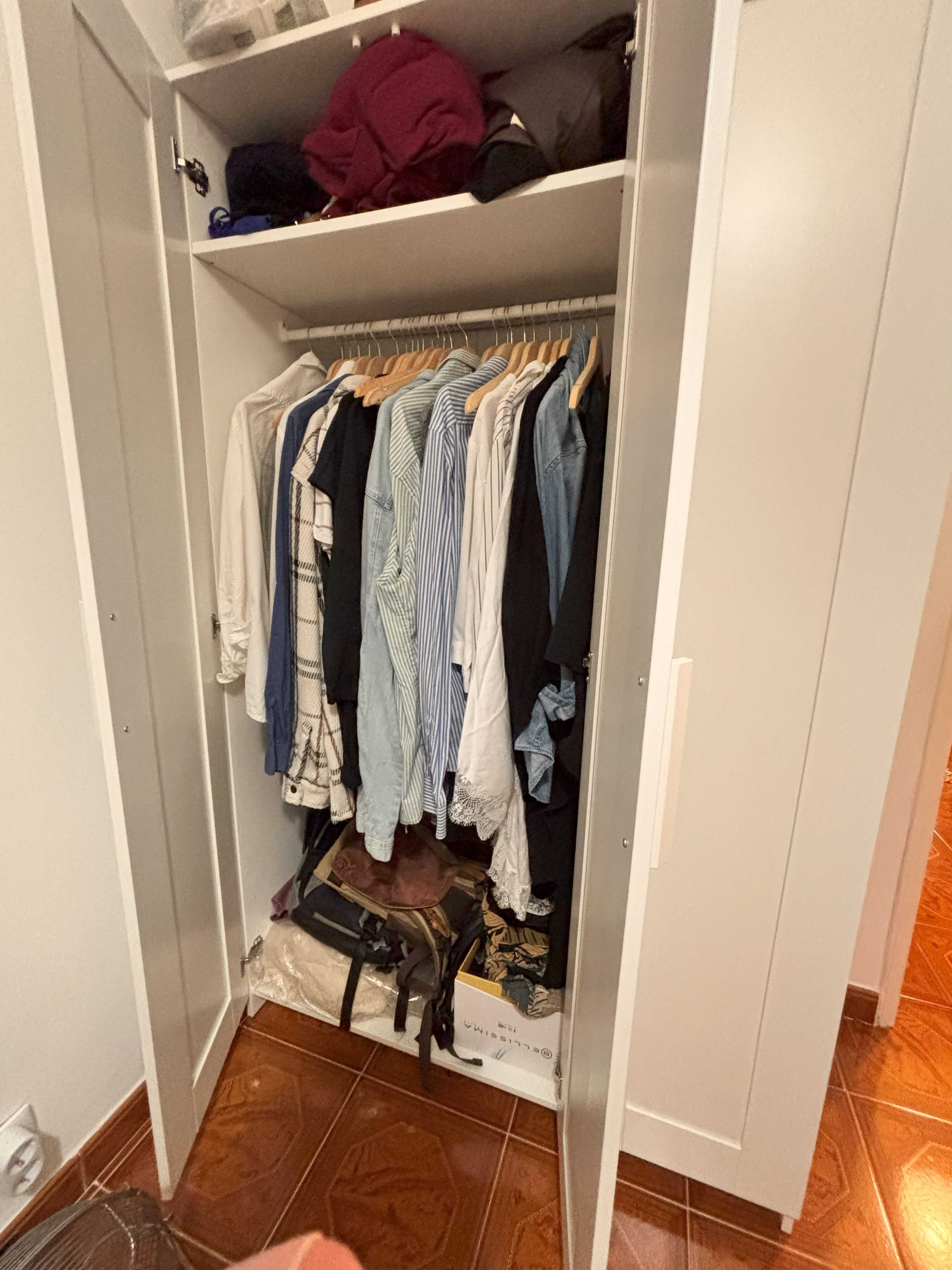 Roupeiro BRIMNES Ikea