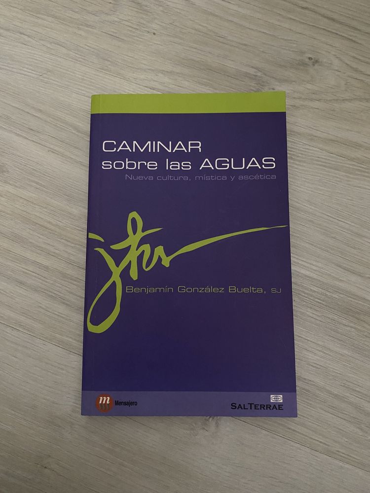 Livro “Caminar sobre las aguas”