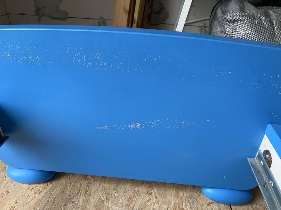 Ліжко дереаʼяне дитяче