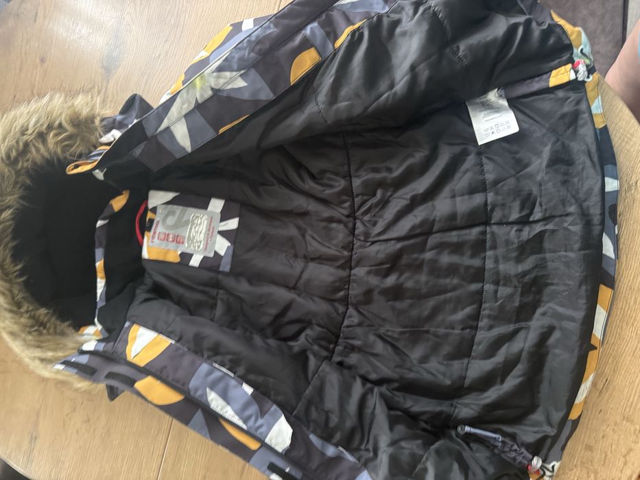 Зимова куртка Reima ( 122 см, 6-7 років)