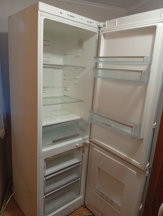 Холодильник BOSCH  б/у