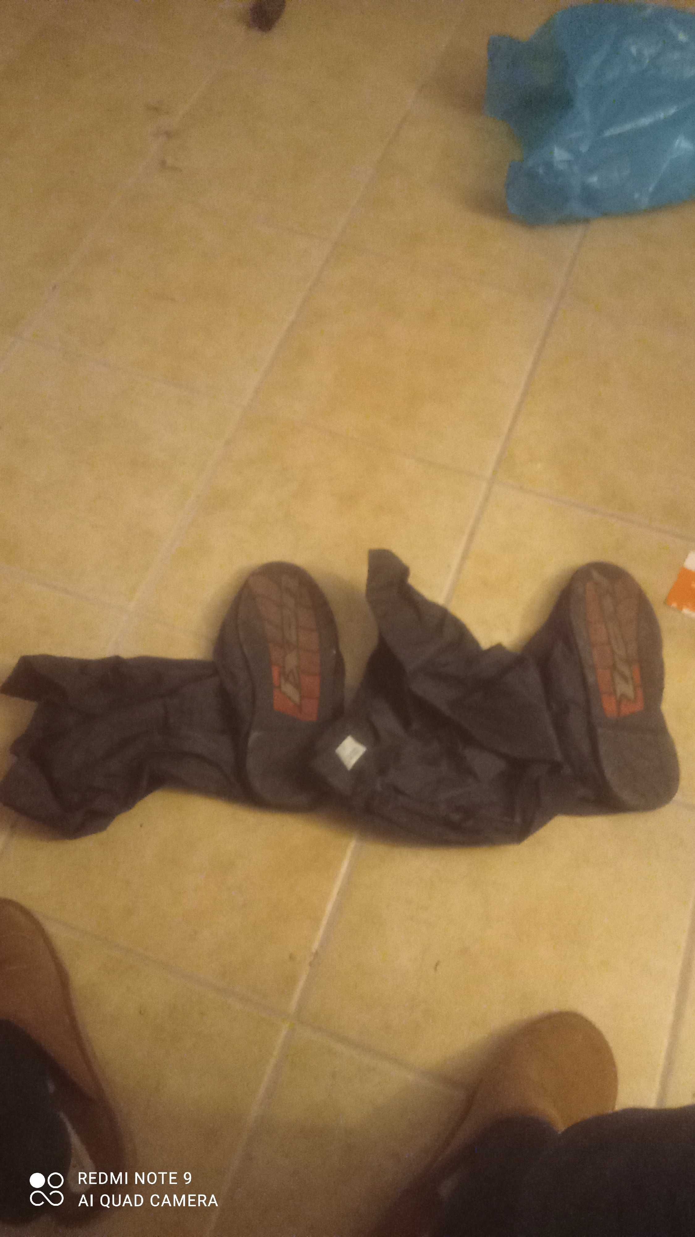 Impermeável mota pés chuva