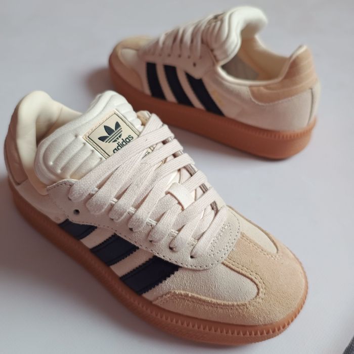 нові оригінальні Adidas Samba XLG p36.5 довжина устілки по факту 23.5с