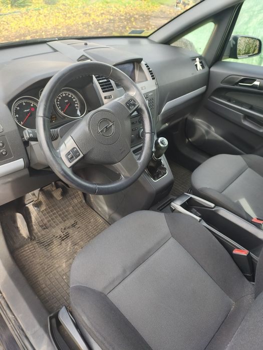Sprzedam Opel Zafira 1.9TDI, Diesel,7-osobowy.