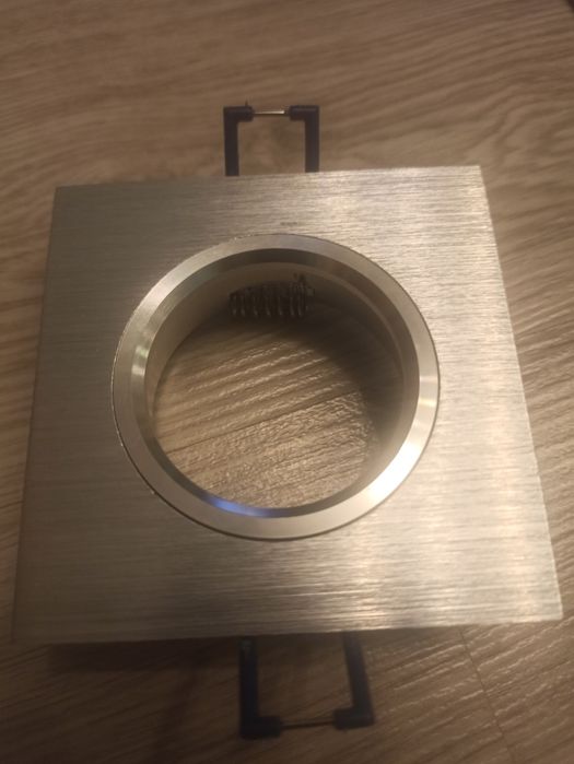 Oprawa halogenowa nowa MR16, 12V