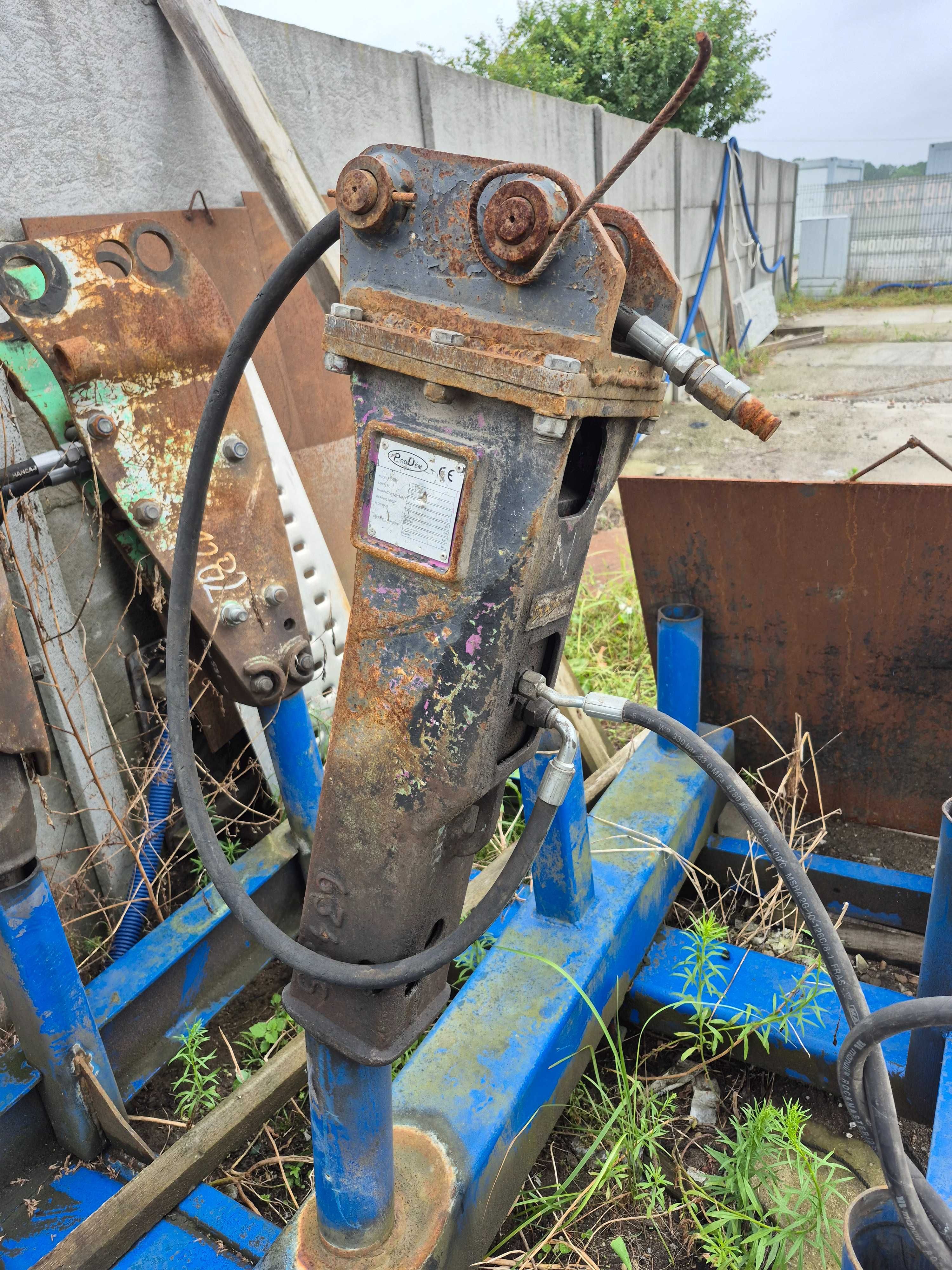 Młot CAT 301 Minikoparki hydrauliczny Prodem