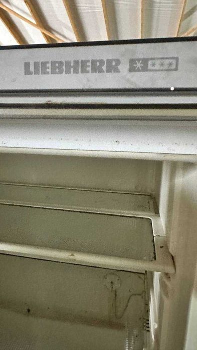 Холодильник LIEBHERR