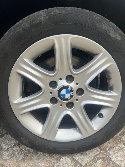 BMW Série 1 120d 2013 - Diesel, bom estado, 5 portas