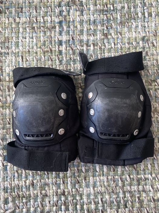 Skate : protecoes, mochila, street skate globe e surf skate swell tech