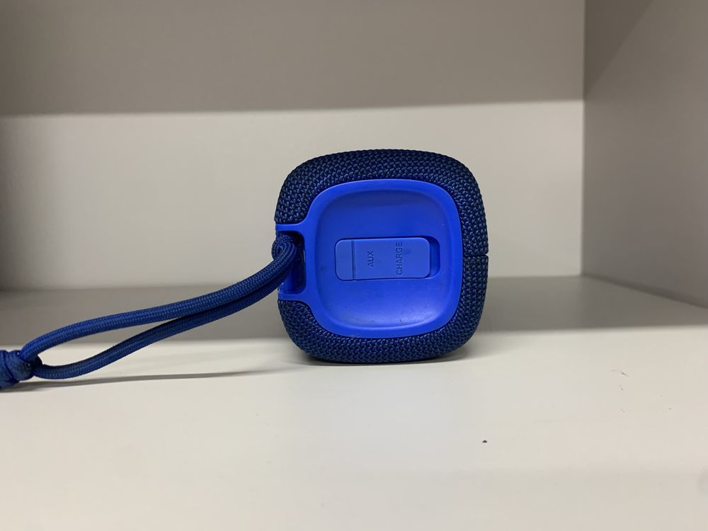 Głośnik bluetooth niebieski