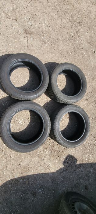 Komplet opon letnich Goodyear 205 55 r16

Czytaj wię