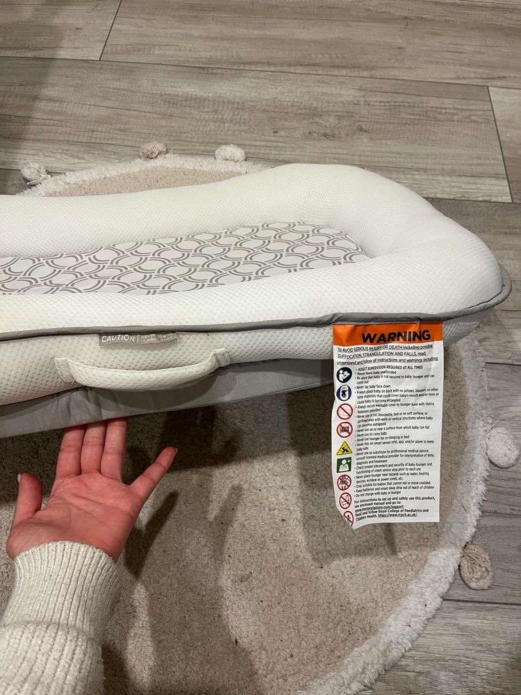 Mata z monitorem oddechu Motorola Comfort Cloud