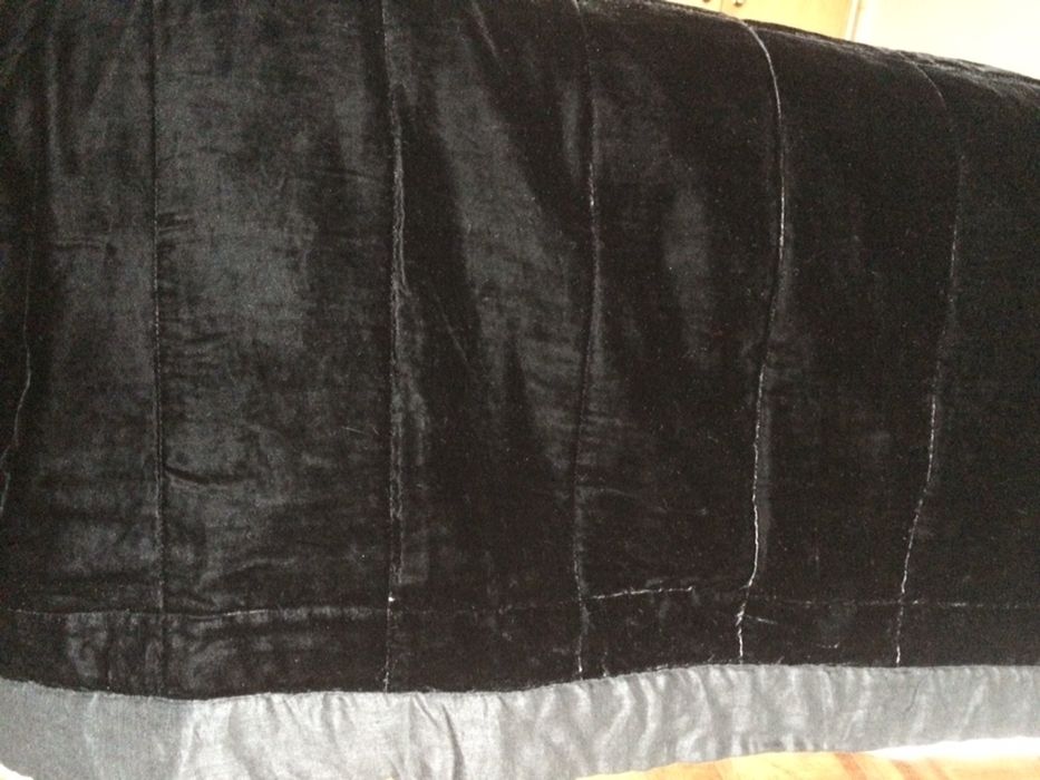 Colcha Zara Home e 2 Cortinados