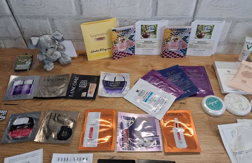 Kosmetyczka Kuferek BANGERHEAD Kalendarz Adwentowy Woreczki + Gratisy