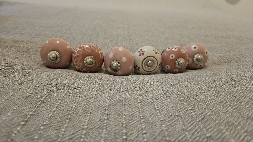 Gałki uchwyty ceramiczne. Zestaw 6 szt