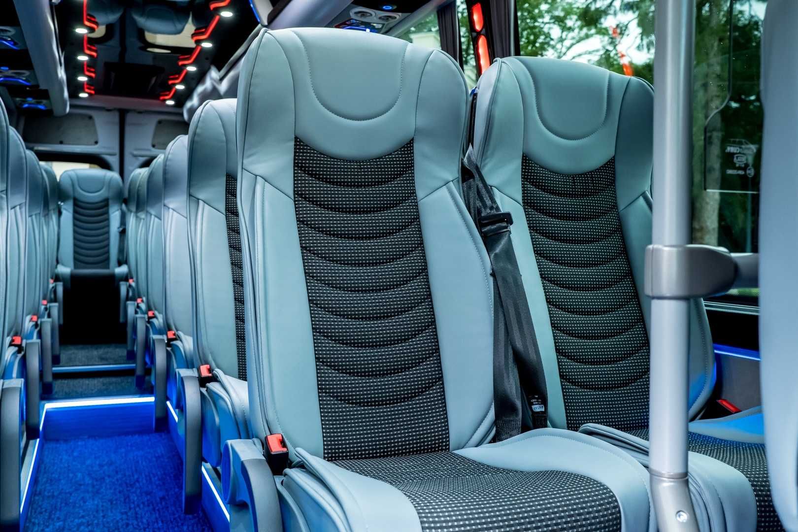 Wynajem busa VIP 8,20,23,50 osobowego z kierowcą