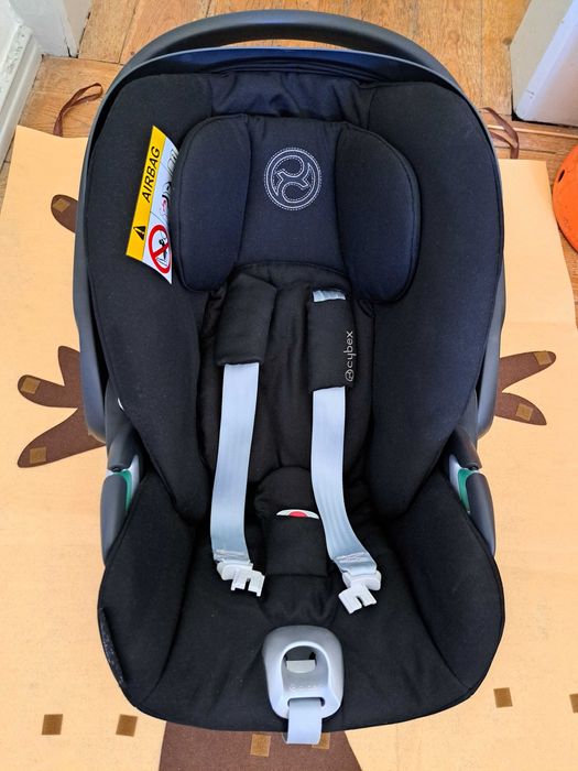 CYBEX Ovo Cloud Z2 plus como novo, preto + adaptadores