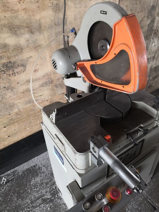 Piła przecinarka tarczowa ELU