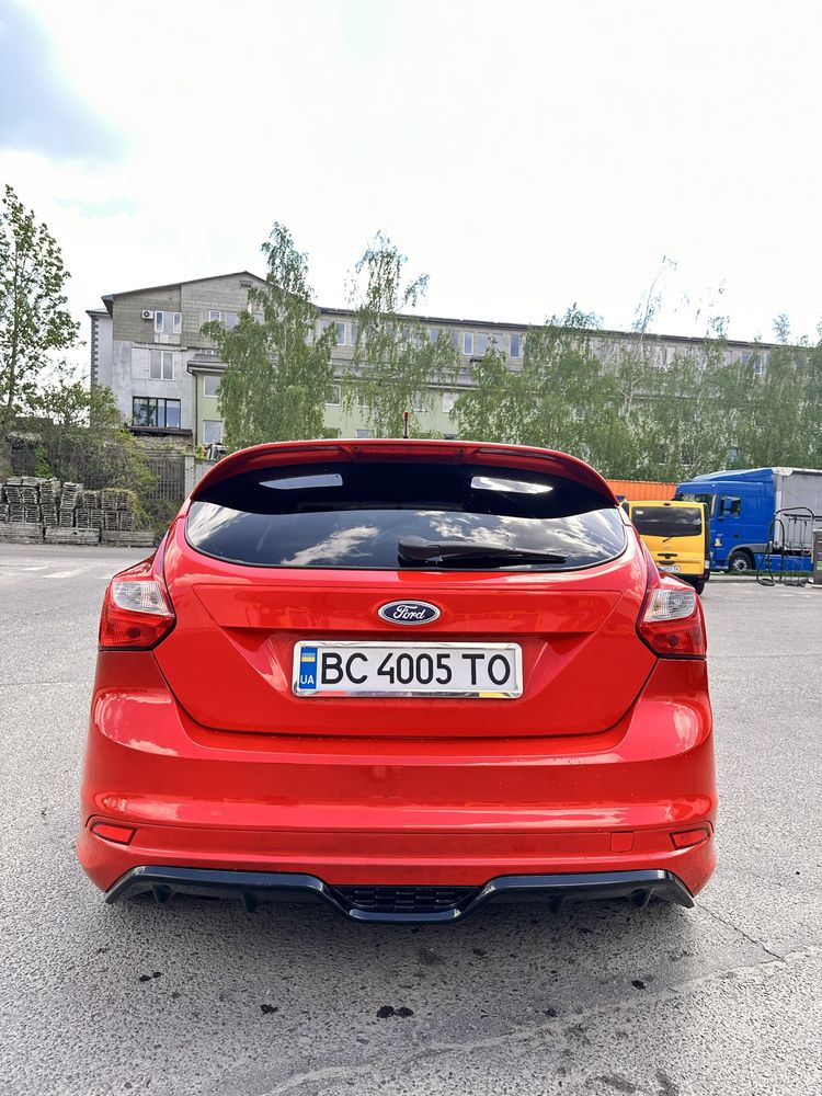 Терміново продам Ford Focus 3 1.0 ecoboost