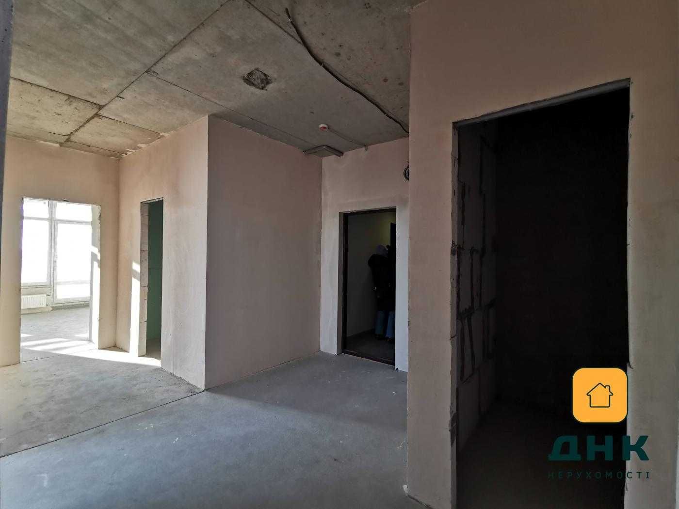 Трехкомнатная квартира с двумя террасами, 120 кв.м., большая гостиная
