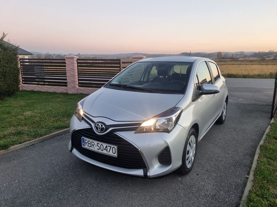 Toyota Yaris 1.3 benzyna 56400 km.