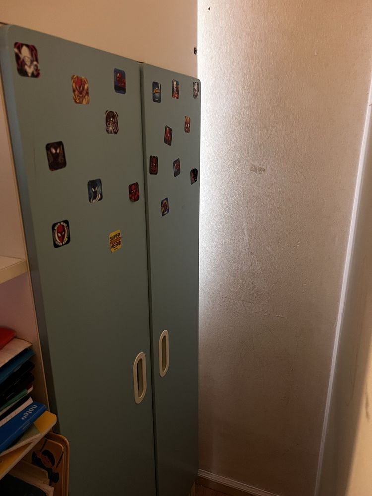 Vendo cama alta com arrumacao branco