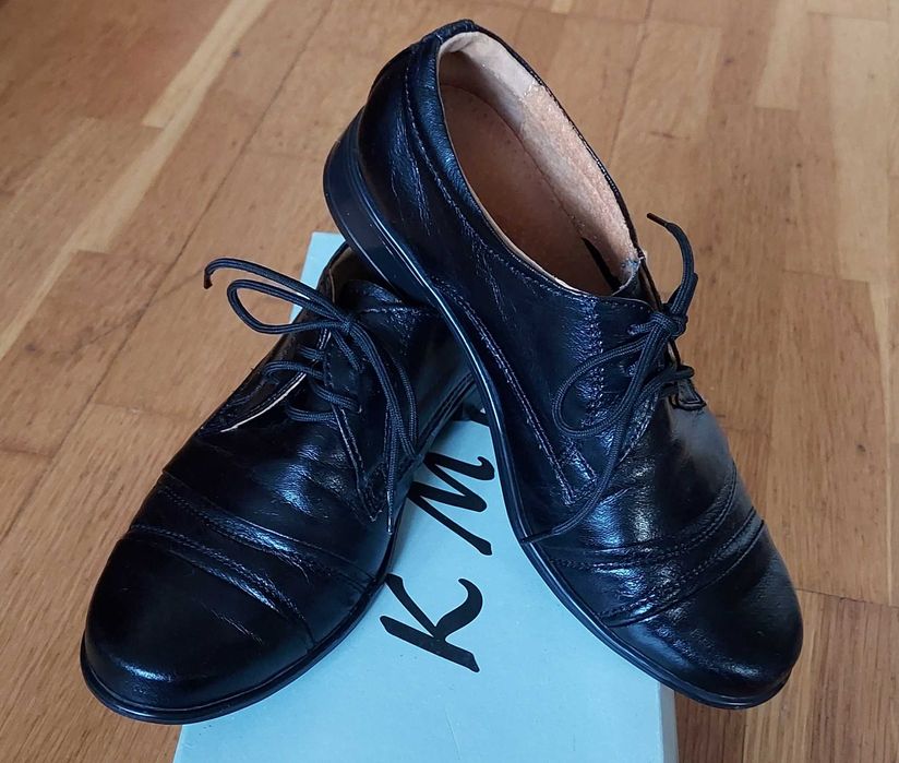 Eleganckie buty chłopięce rozm. 31