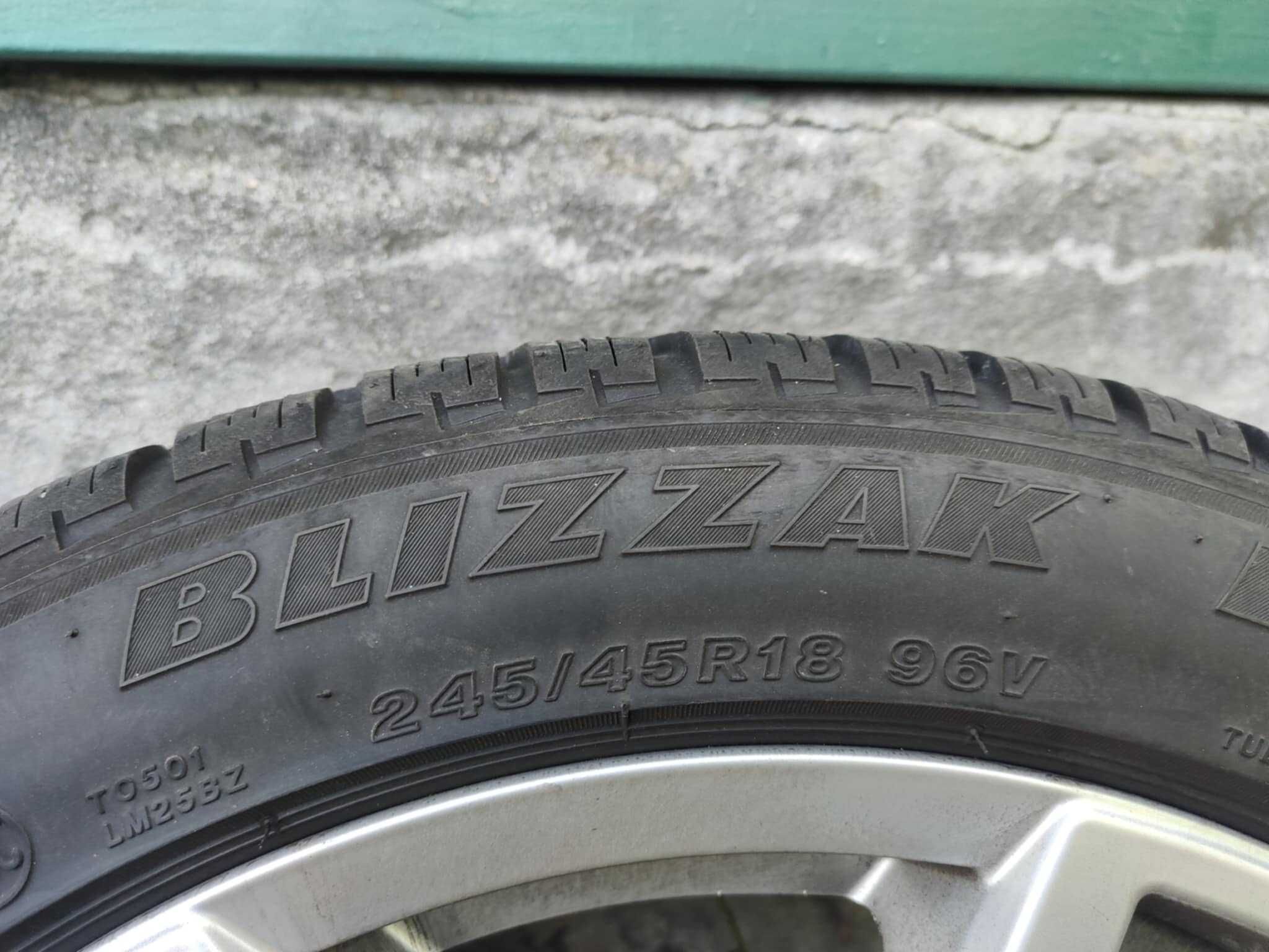 Sprzedam felgi aluminiowe z oponami zimowymi
