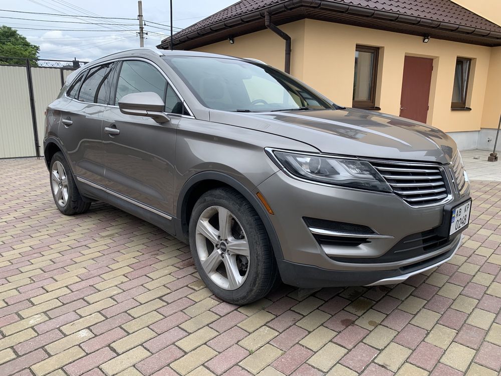 Продам Lincoln MKC 2016