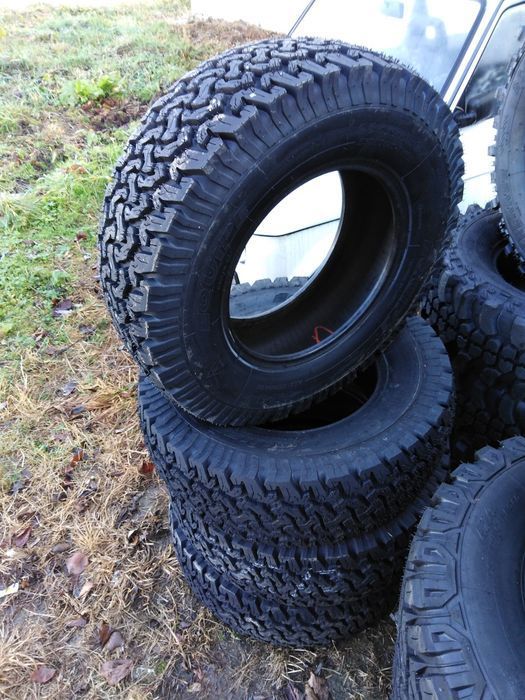 Opony Equipe 235/85 R16 Bf At 4x4