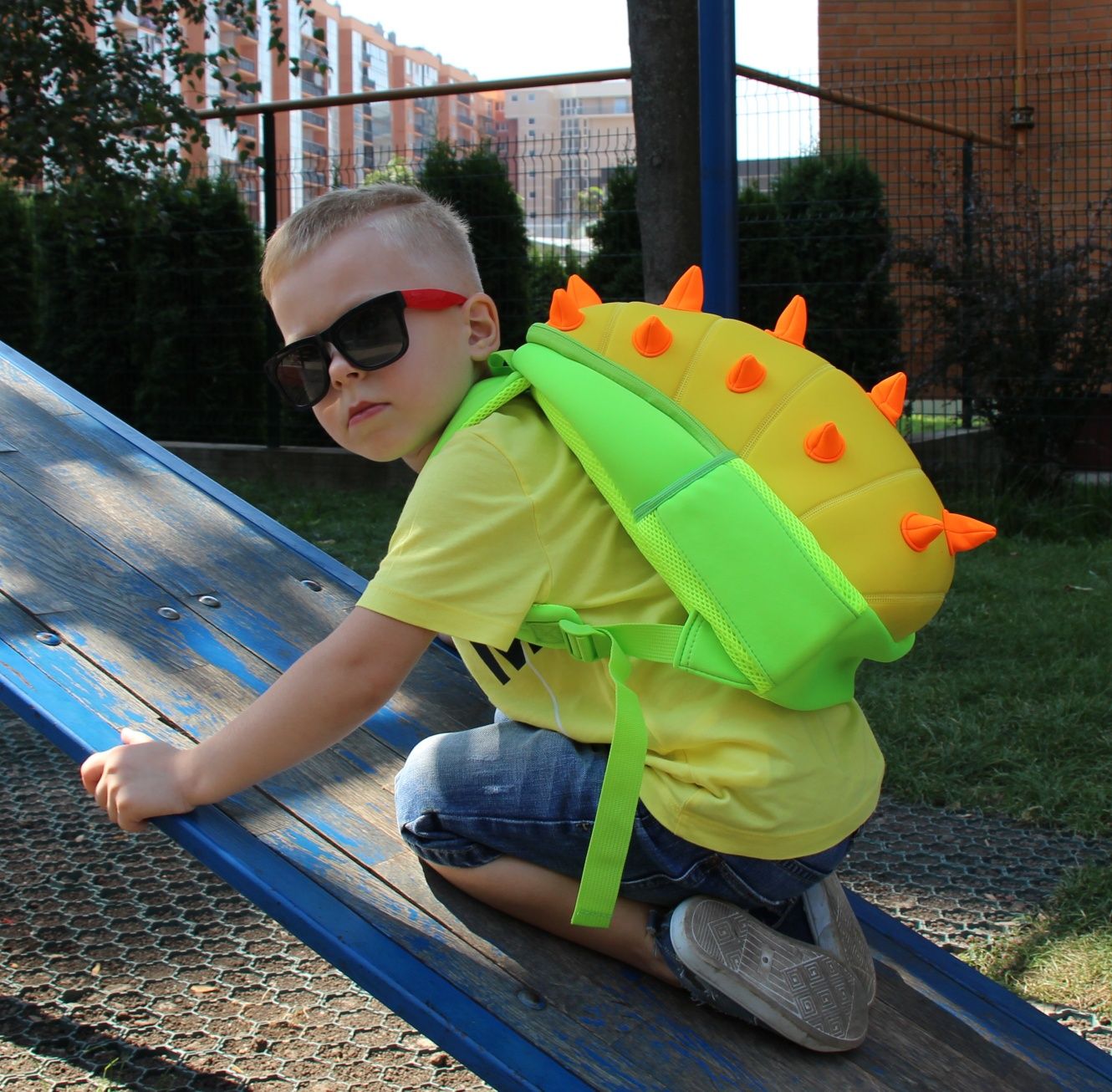 Дитячий прогулянковий 3D рюкзак "Шипастик" Nohoo.