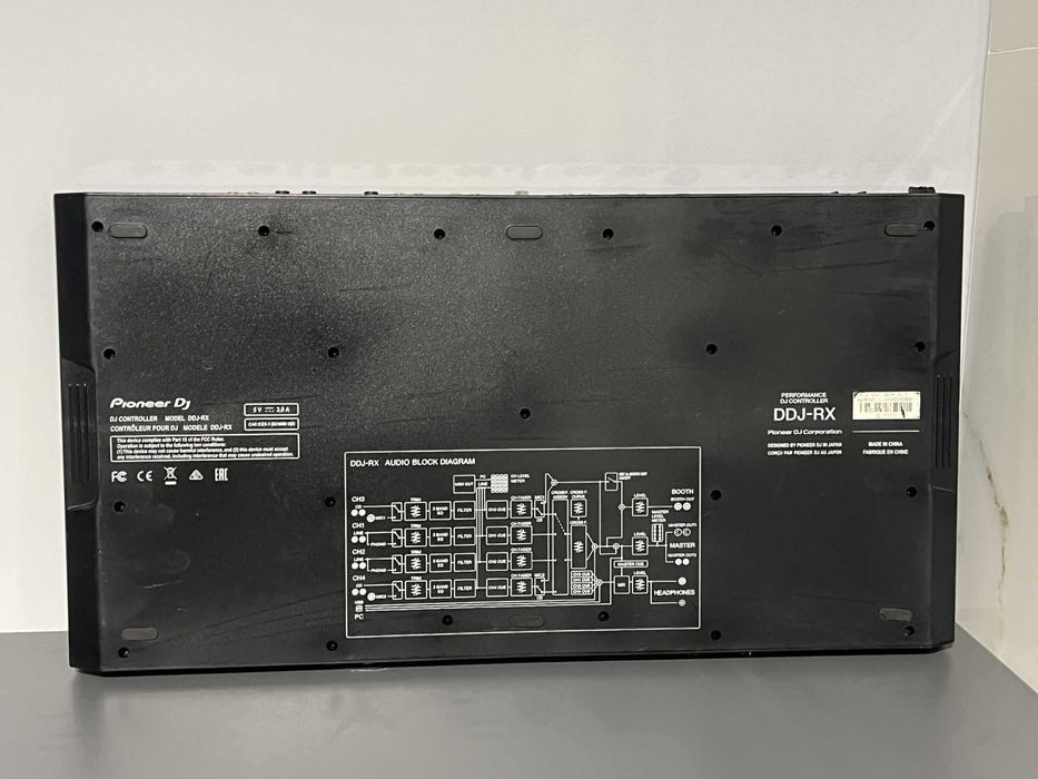 Konsola, mikser, kontroler Pionner DDJ-RX/Komis Krzysiek