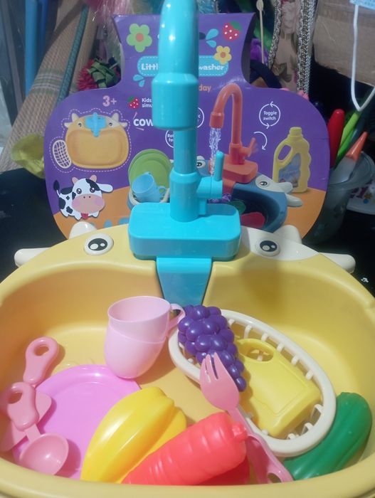 Интерактивная мойка с краном,подача воды