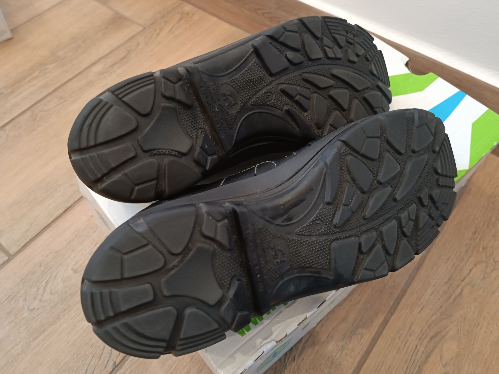 Buty robocze bezpieczne BHP skórzane PPO r. 41 model 504