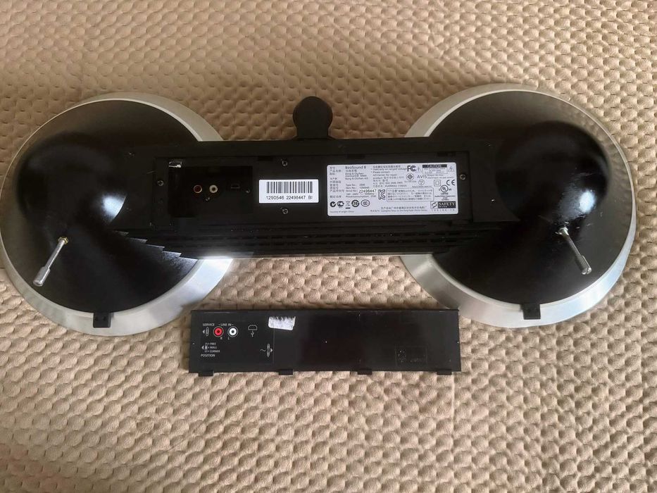 Преміальна акустична система BANG & OLUFSEN BeoSound 8 (чорна).