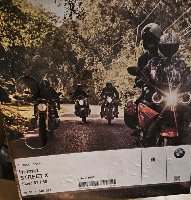 BMW F900XR Branca + pack de equipamento