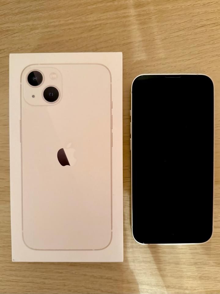 Iphone 13 bialy.