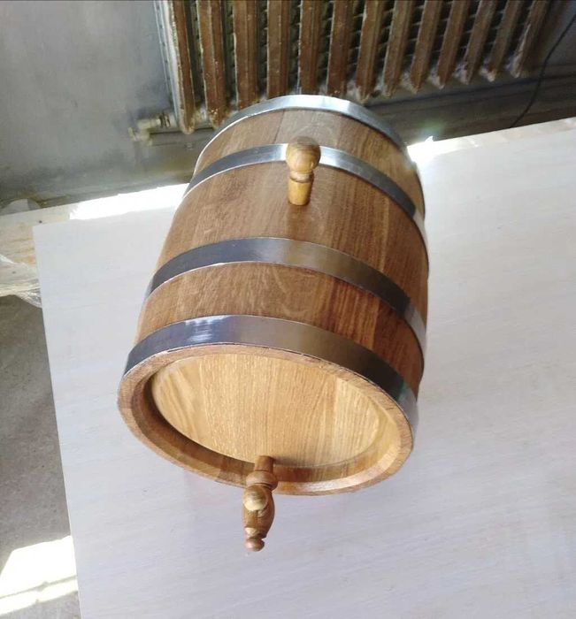 Дубові бочки вино, віскі та діжки . Від 3 до 50 л