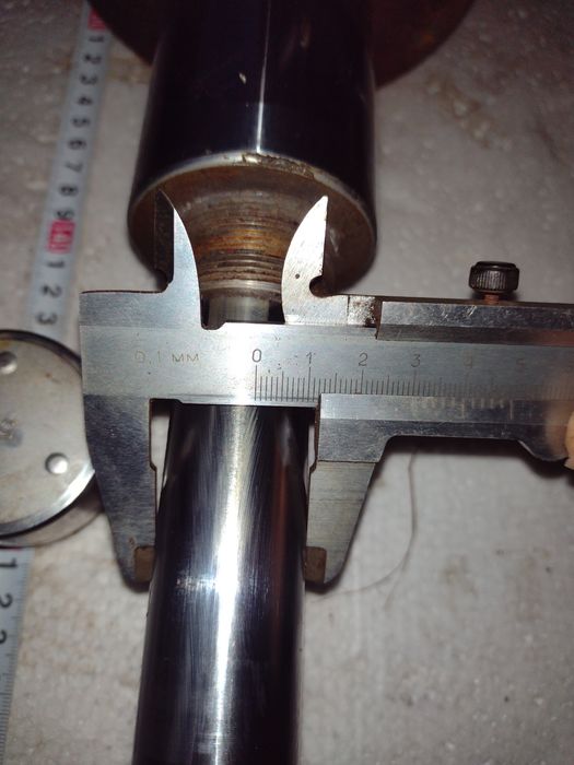 Продам гідроциліндр до преса.