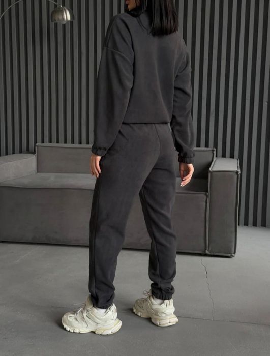 Жіночий флісовий костюм