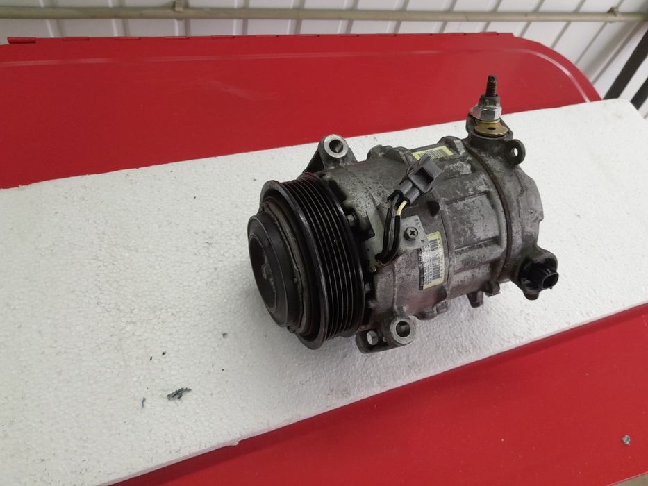 Компресор кондиціонера Jeep Cherokee 2014-  2.4 компрессор кондиционер