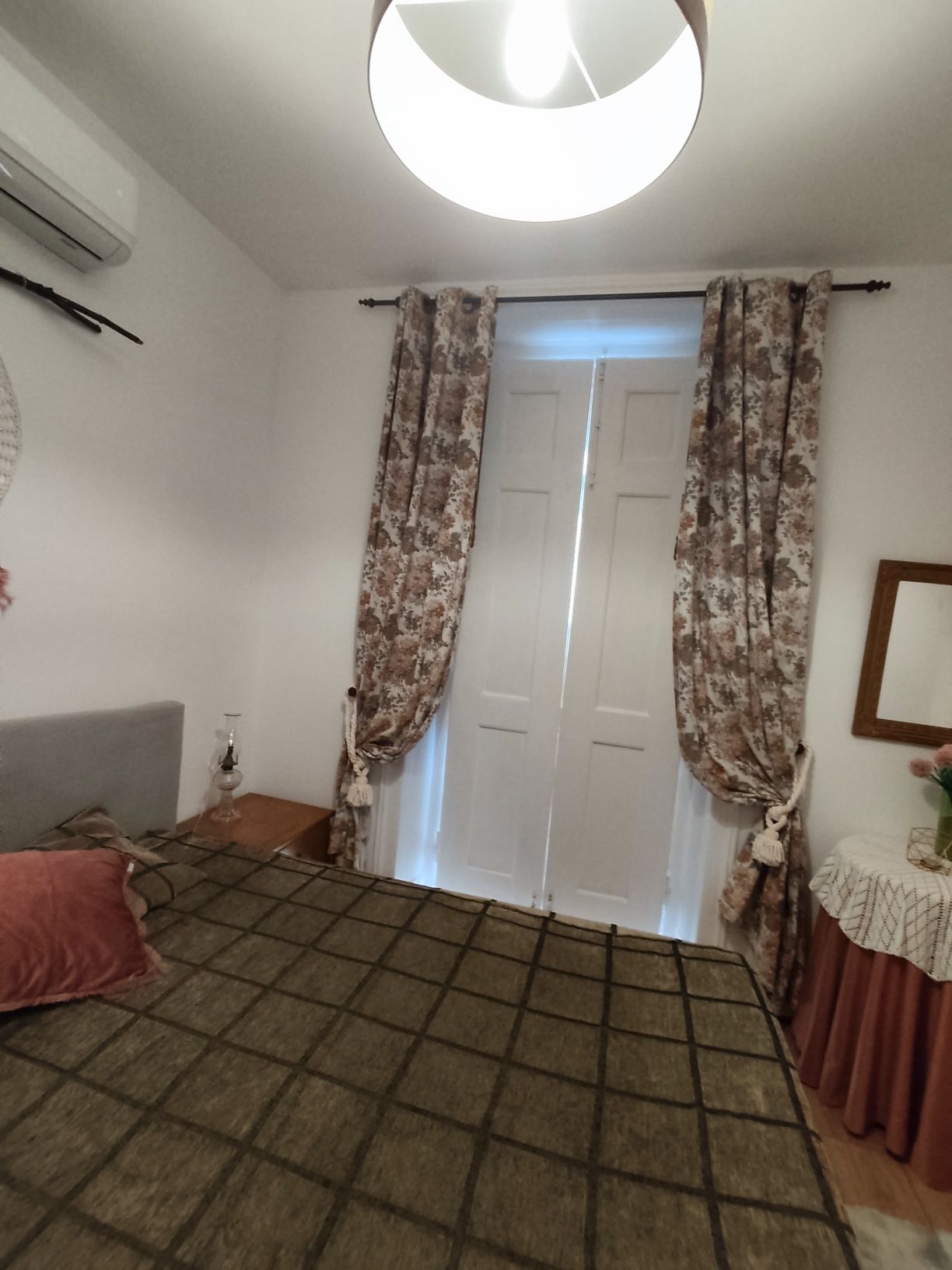 2 quartos/apartamento/Entroncamento