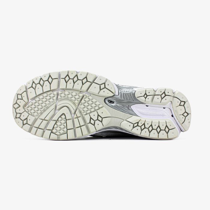 Мужские кроссовки New Balance 1906R "Silver Metallic" Размеры 41-45